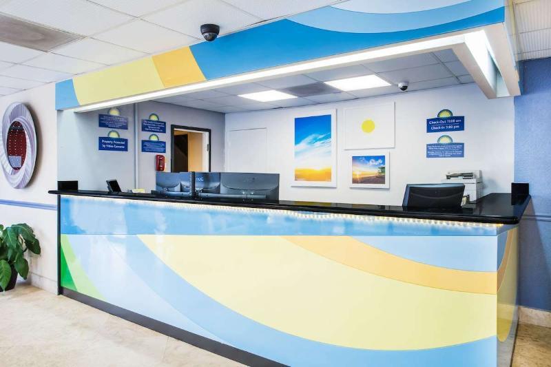 Economy Inn 아르카델피아 외부 사진